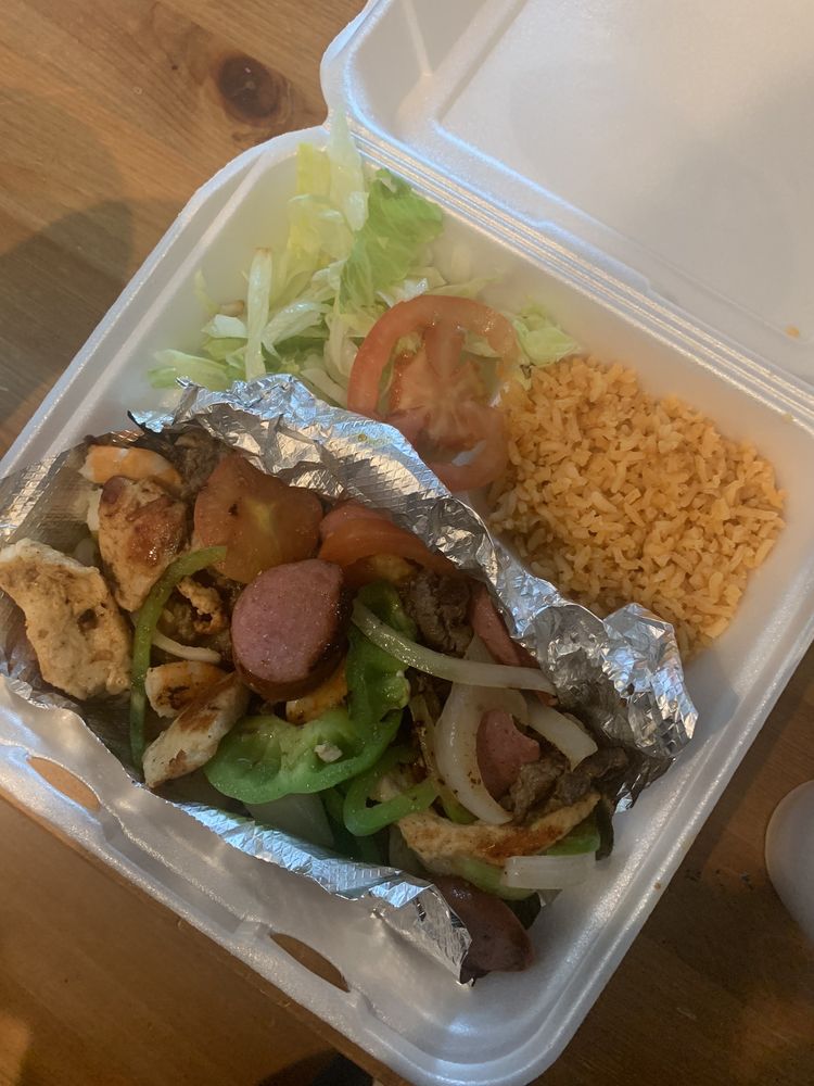 Taqueria Los Dos Laredos #5 Logo