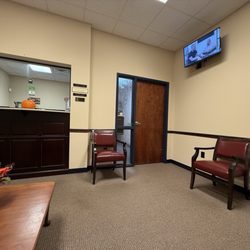 Holly Springs Family Dentistry - Waiting area
