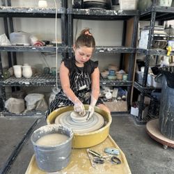 Kunzler Studios - Pottery wheel
