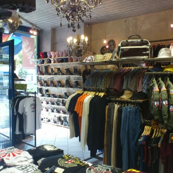 Hoolywood - Fashion Near Me - Berlin, BE