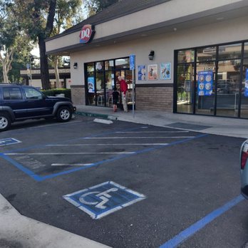 Dairy Queen - Outside - Ice Cream & Frozen Yogurt Near Me - Cerritos, California