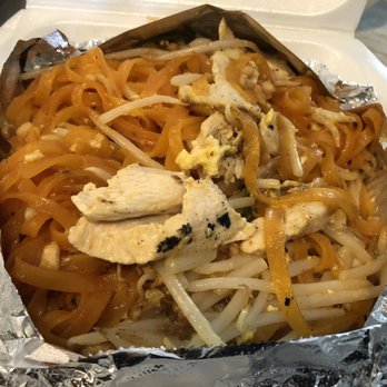 Pad Thai - Pad Thai with Chicken - Thai Near Me - Santa Ana, California