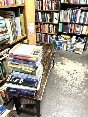 Tim's Used Books by null