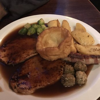 The Shakespeare - Christmas dinner (they were opened for Christmas) - Pubs Near Me - London, XGL The Shakespeare - Christmas dinner (they were opened for Christmas) - Pubs Near Me - London, XGL