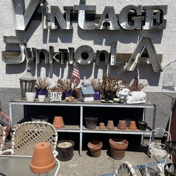 Vintage Junktion - Antiques Near Me - Los Angeles, California Vintage Junktion - Antiques Near Me - Los Angeles, California