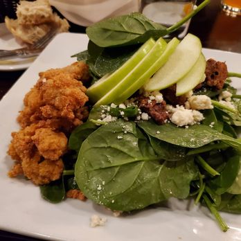 Daniel's Casual Fine Dining - New American Near Me - Wilson, North Carolina