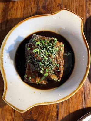 Zizi Wine Bar by null