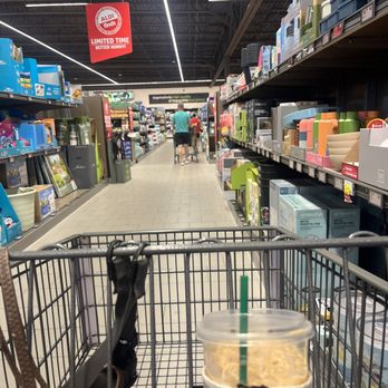 ALDI - Aisle view - Grocery Near Me - Gilbert, Arizona