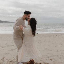 Venture And Light Photography - Couple kissing at the beach in Carmel, California