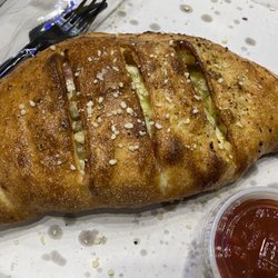 Vocelli Pizza - Build Your own Stromboli