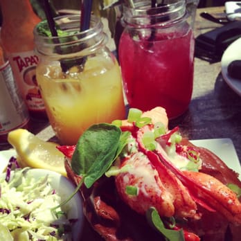 Cody's La Jolla - Lobster roll - Breakfast & Brunch Near Me - La Jolla, California Cody's La Jolla - Lobster roll - Breakfast & Brunch Near Me - La Jolla, California