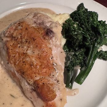Spinnerstown Hotel - Roasted chicken - New American Near Me - Spinnerstown, Pennsylvania Spinnerstown Hotel - Roasted chicken - New American Near Me - Spinnerstown, Pennsylvania