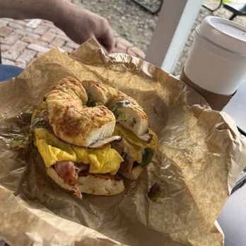 Rhinebeck Bagels & Cafe - Western bagel sandwich yummmmmm - Bagels Near Me - Rhinebeck, New York