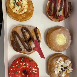 Donut Makers - Cinnamon roll with Nutella is incredible