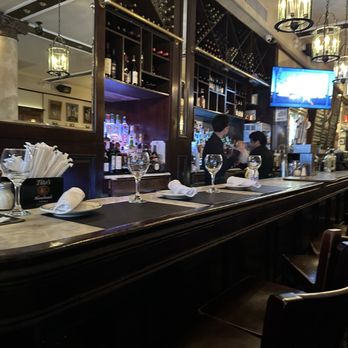 Tony's Di Napoli - Bar area - Italian Near Me - New York, New York Tony's Di Napoli - Bar area - Italian Near Me - New York, New York