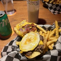 Jack Brown’s Beer & Burger Joint - Chiflet and fries