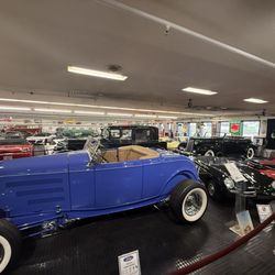 St Louis Car Museum & Auto Sales