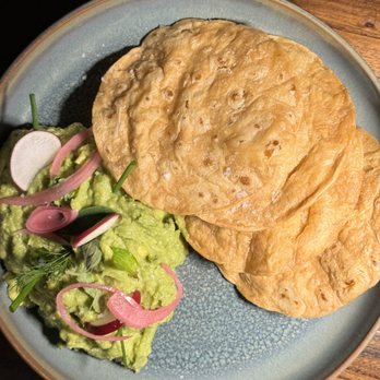 AltaToro - Guac - Latin American Near Me - Atlanta, Georgia