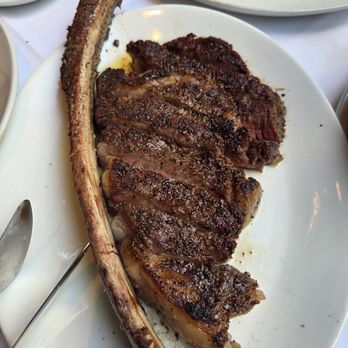Del Frisco's Grille - Tomahawk - Steakhouses Near Me - New York, New York Del Frisco's Grille - Tomahawk - Steakhouses Near Me - New York, New York