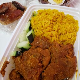 Rendang Chicken Biryani Rice, Malay Lo Mai Gai, Small Nasi Lemak Rendang Chicken Biryani Rice, Malay Lo Mai Gai, Small Nasi Lemak