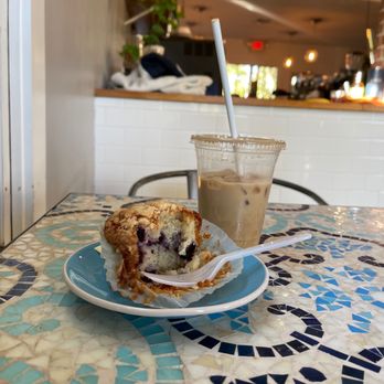 Relampago Coffee Lab - Coffee & Tea Near Me - St. Augustine, Florida