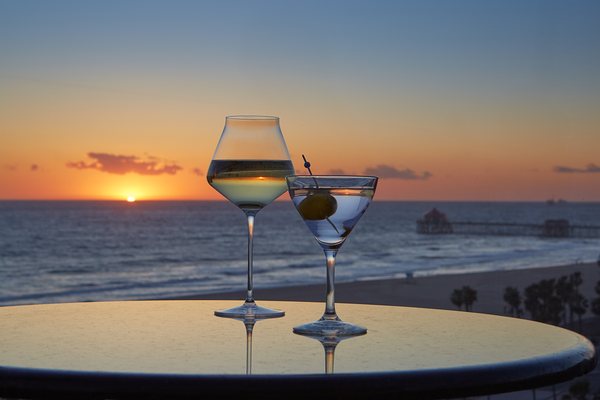 Offshore 9 Rooftop Lounge by null