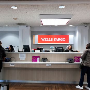 Wells Fargo Bank - Bank Tellers - Banks & Credit Unions Near Me - Temecula, California Wells Fargo Bank - Bank Tellers - Banks & Credit Unions Near Me - Temecula, California
