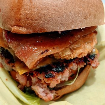 Stanton's City Bites - Miss Piggie ($12.50) - Burgers Near Me - Houston, Texas Stanton's City Bites - Miss Piggie ($12.50) - Burgers Near Me - Houston, Texas