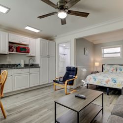 Carousel Suites