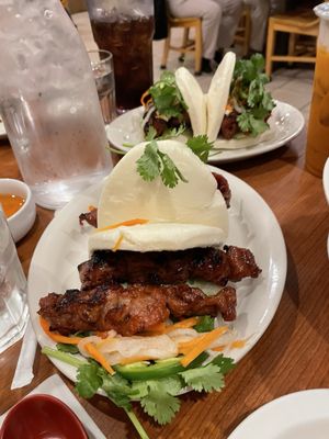 Pho Tran by null