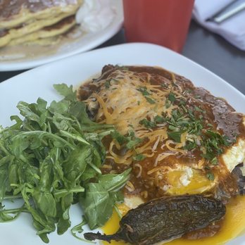 Braxton's Kitchen - Huevos Rancheros - Breakfast & Brunch Near Me - Camarillo, California Braxton's Kitchen - Huevos Rancheros - Breakfast & Brunch Near Me - Camarillo, California