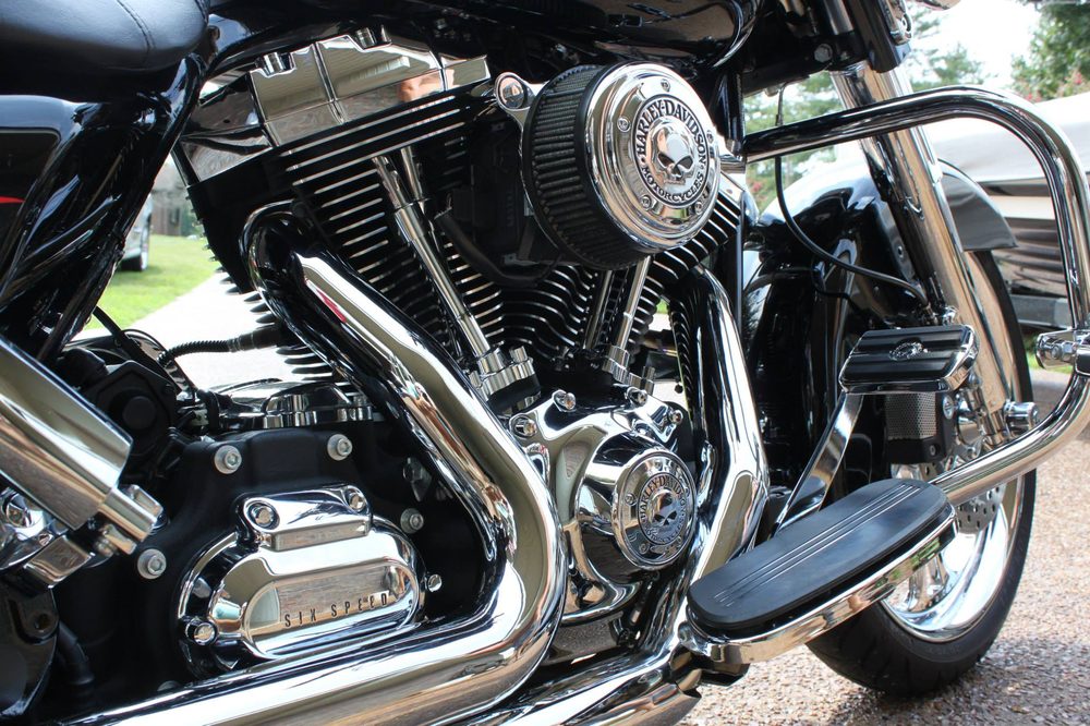 LAKE AND LAND DETAILING Updated September 2024 19 Photos 12603