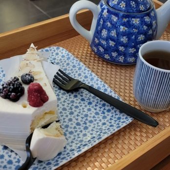 Hideko Spa - Complimentary cake and tea! - Massage Therapy Near Me - Los Angeles, California Hideko Spa - Complimentary cake and tea! - Massage Therapy Near Me - Los Angeles, California
