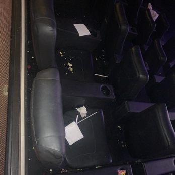 AMC Boerne 11 - Uncleaned theater #9 - Cinema Near Me - Boerne, Texas