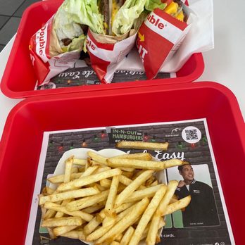 In-N-Out Burger - Protein Style & Tomato Wrapped Cheeseburgers & Fries - Burgers Near Me - Santa Nella, California