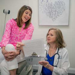 PartnerMD - Dr. Morse talking with patient