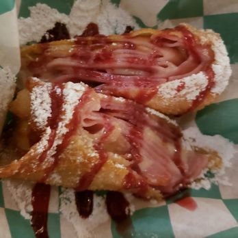 Get'n Rolled - Monte Cristo egg roll - Food Trucks Near Me - Wilmington, North Carolina