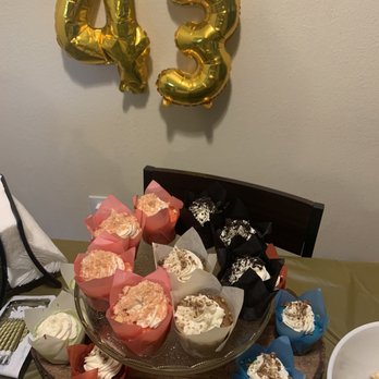 Cupcake City 813 - a table set for a birthday party - Cupcakes Near Me