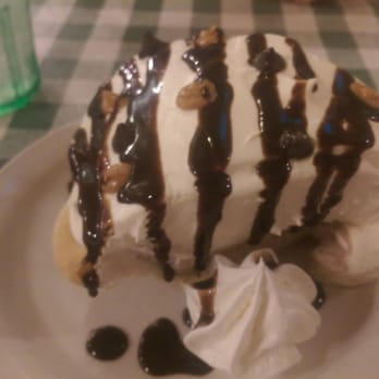 Pine Country Restaurant - Chocolate peanut butter pie - Breakfast & Brunch Near Me - Williams, Arizona