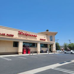 Walgreens - Walgreens parking lot, Escondido, CA