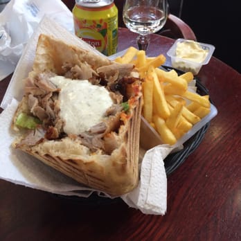 Kebab de l'Angle - Vraiment nickel ce petit Kebab - Turkish Near Me - Lyon, 69 Kebab de l'Angle - Vraiment nickel ce petit Kebab - Turkish Near Me - Lyon, 69
