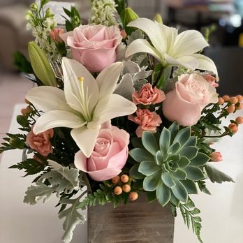 Suzann's Flowers - IN PERSON - Florists Near Me - Upland, California Suzann's Flowers - IN PERSON - Florists Near Me - Upland, California