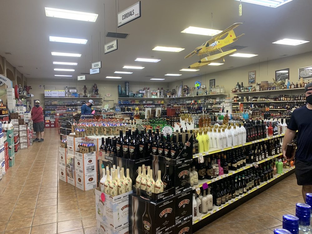 STATE LINE BEVERAGE WAREHOUSE Updated September 2024 10 Photos & 36