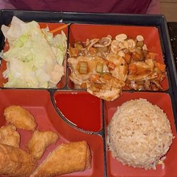 P8. Kung pao chicken bento box