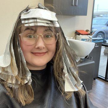 Mane & Murr Salon - Mid bleach pic - Hair Stylists Near Me - Dallas, Texas Mane & Murr Salon - Mid bleach pic - Hair Stylists Near Me - Dallas, Texas