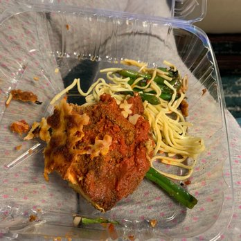 Hullabaloo - This pic doesn't do it justice but I'm finishing the phenomenal chicken parm. Chefs kiss! - Gastropubs Near Me - West Palm Beach, Florida