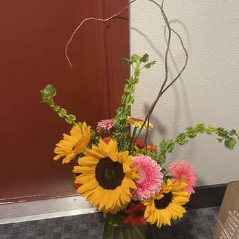 Beaverton Florists - Flowers at my door step. - Florists Near Me - Beaverton, Oregon