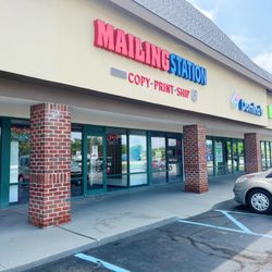 Mailing Station - Outside
