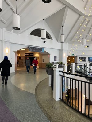 Table Rock Welcome Centre by null