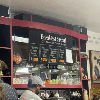 Harry's Café - Breakfast Special - Breakfast & Brunch Near Me - Honolulu, Hawaii Harry's Café - Breakfast Special - Breakfast & Brunch Near Me - Honolulu, Hawaii